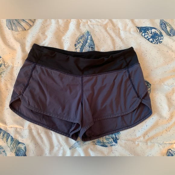 Lululemon speed up shorts size 6 - Picture 1 of 6